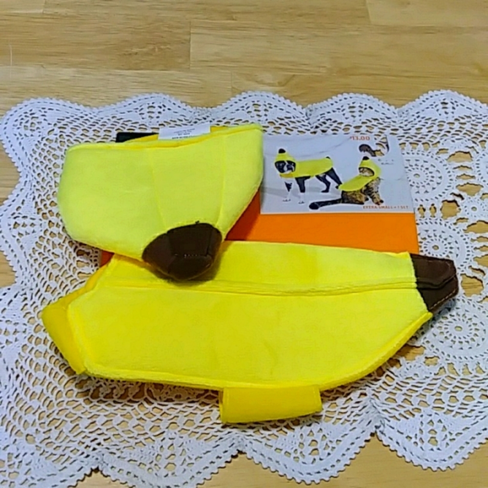 Pet Banana Halloween Costume for extra small doggie or cat